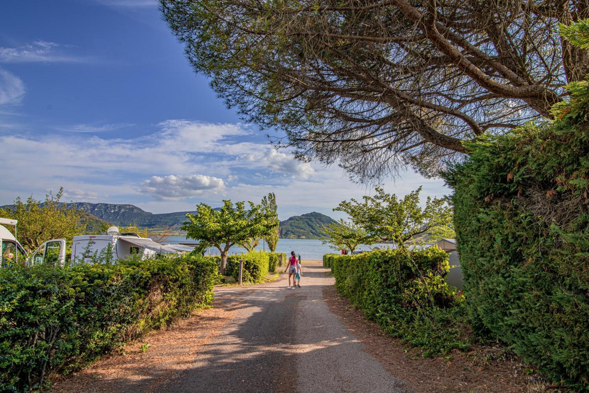 Camping Onlycamp Les Vailhes Lodève Dış mekan fotoğraf